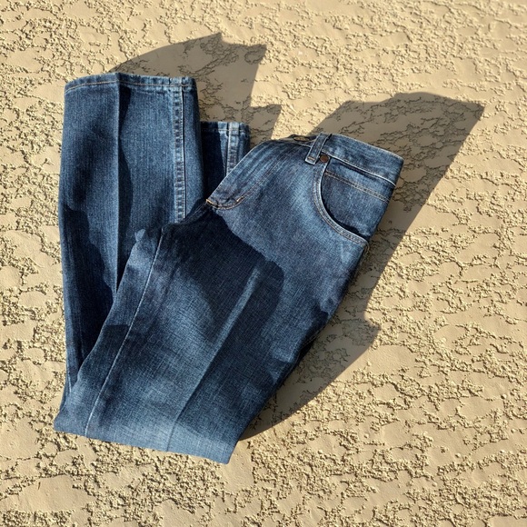 WRANGLER STRAIGHT LEG JEANS WITH ADJ WAIST SZ 14 - Picture 4 of 9